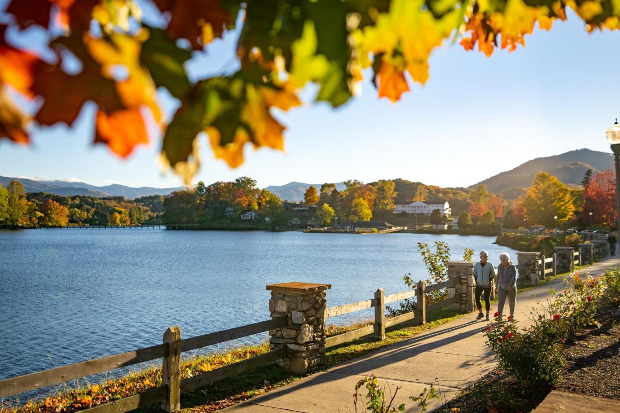 English Roses Lake Junaluska Buitenkant foto